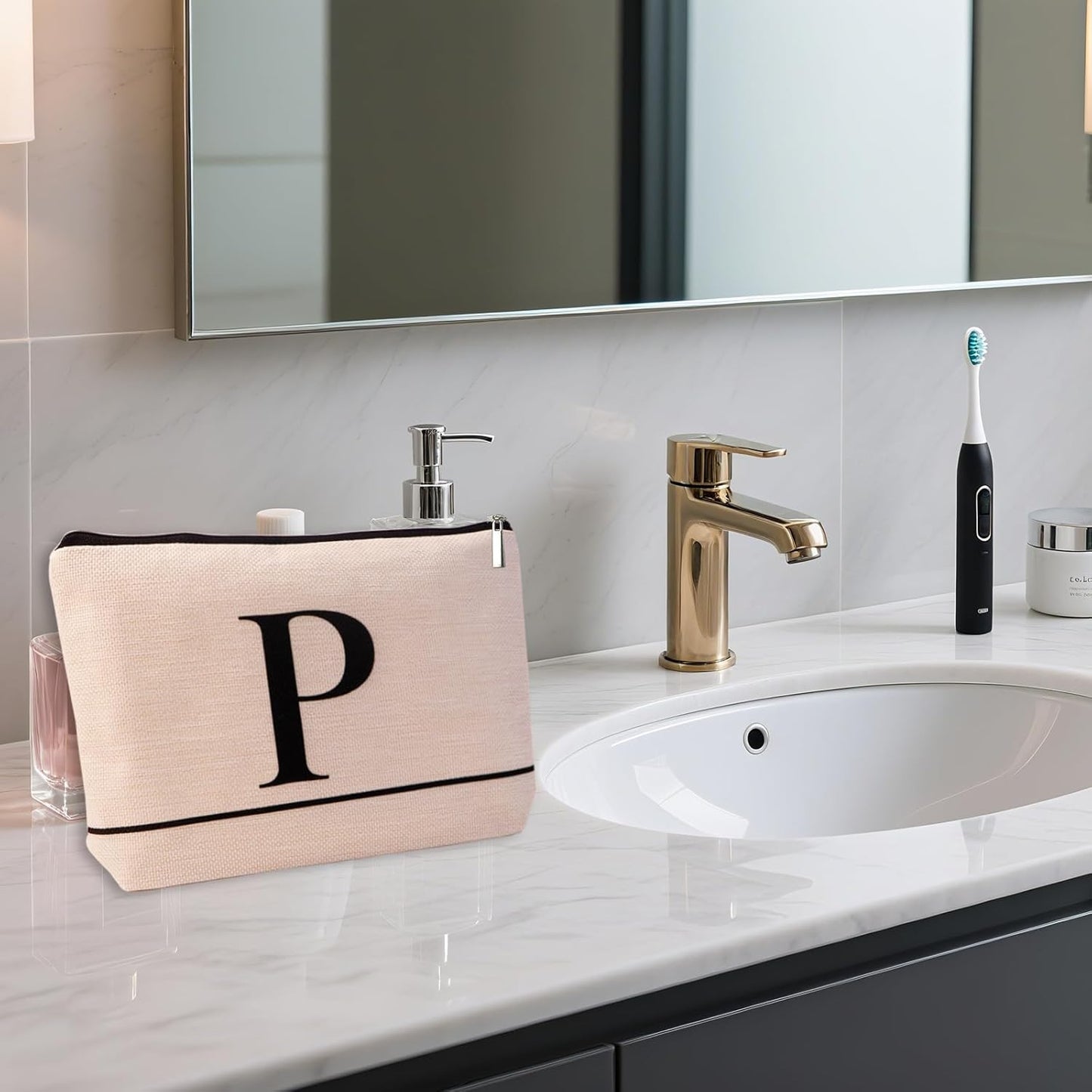 Letter A-Z Initial Personalized Makeup Bags, Birthday Gifts for Women, Monogrammed Gifts for Women Mom Sister Best Friend Bride Bridesmaid, Mothers Day, Christmas, Small Travel Cosmetic Bag (P)