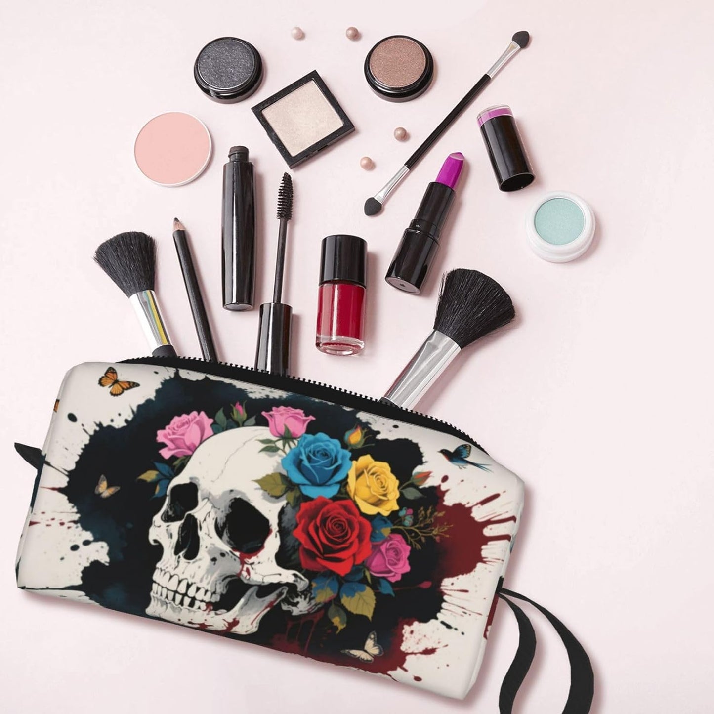 Bold Skull & Roses Makeup Bag Small Compact & Durable Travel Cosmetic Bag Organizer Oxford Fabric Impact-Resistant Multi-Purpose Storage Perfect for Travel, Gym, Daily Use