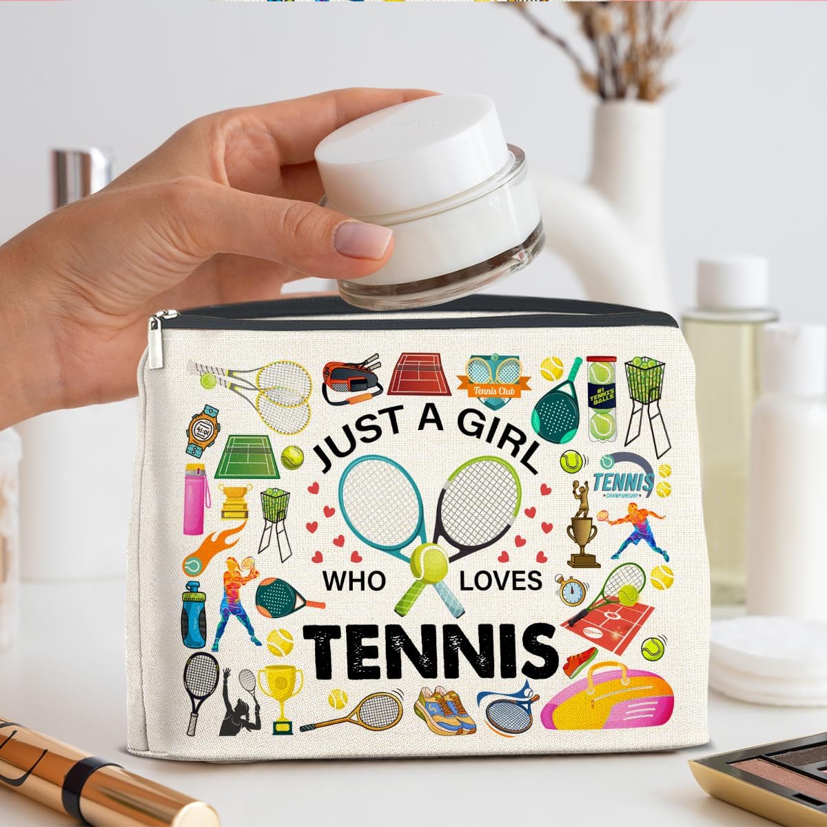 Tennis Gifts Makeup Bag Tennis Lover Gifts for Girls Women Tennis Lover Cosmetic Bag Tennis Team Gifts Just a Girl Who Loves Tennis Zipper Makeup Pouch