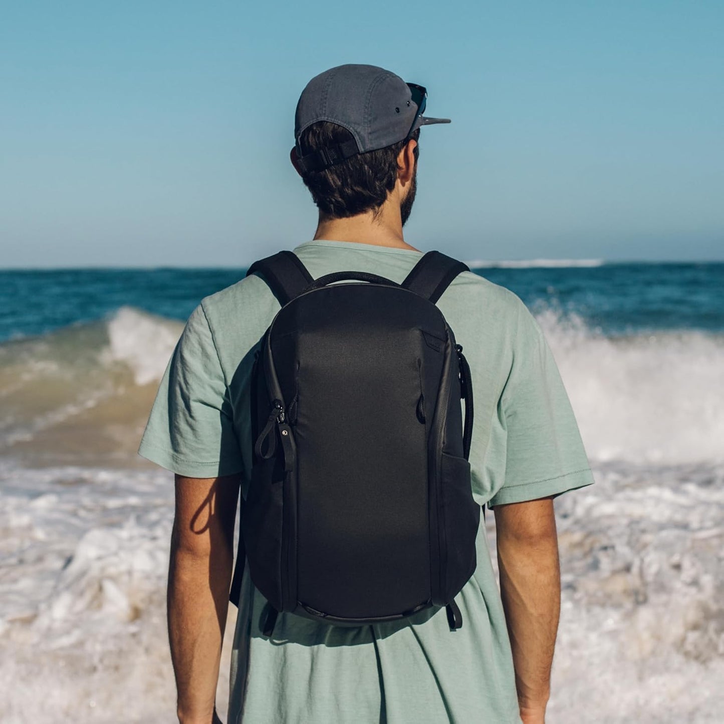 Peak Design Everyday Backpack Zip 20L, Black, 270-Degree Zip, Dual Side Pockets, FlexFold Dividers