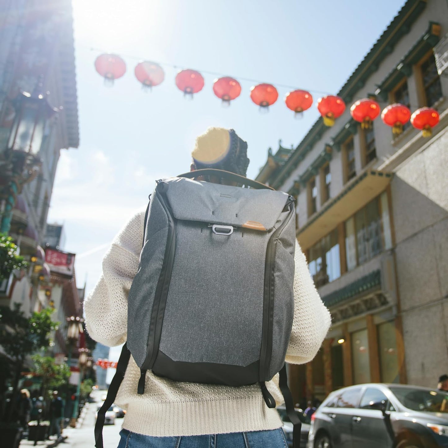 Peak Design Everyday Backpack 20L, Charcoal, MagLatch Top, Dual Side Access, FlexFold Dividers