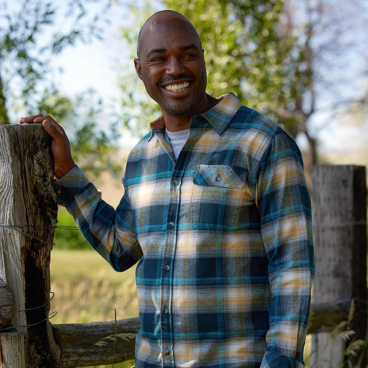 Legendary Whitetails Men's Flannel Shirt Long Sleeve Button Down 100% Cotton