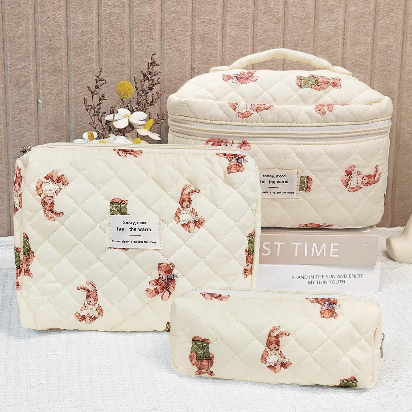 Quilted Makeup Bag, Large Capacity Travel Cosmetic Bag for Women and Girls, Aesthetic Storage for Daily and Travel Use (3pcs-Littlebear)