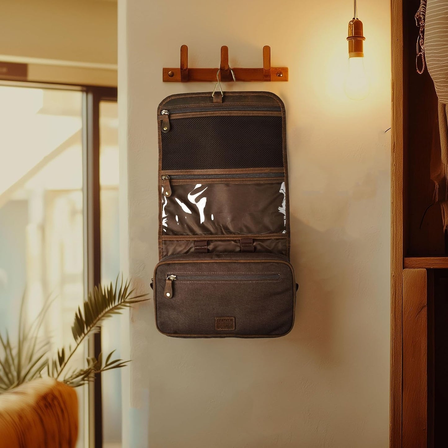 LEATHER VILLAGE Hanging Leather Toiletry Bag for Men & Women, Handcrafted Vintage Cosmetic & Shaving Organizer Travel Dopp Kit Shower Bag - Brown
