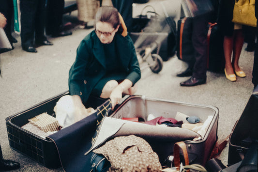 Why Black Travel Bags Never Go Out of Style