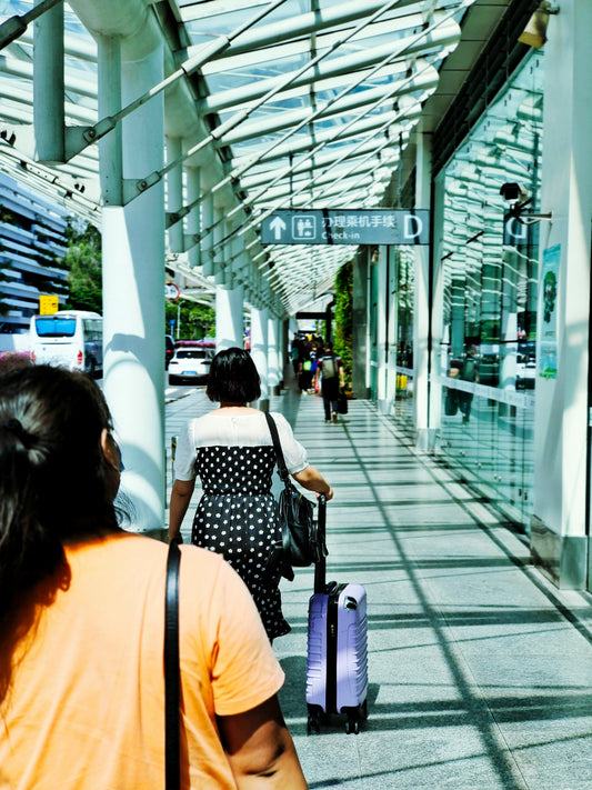 How to Travel Comfortably on Long Flights