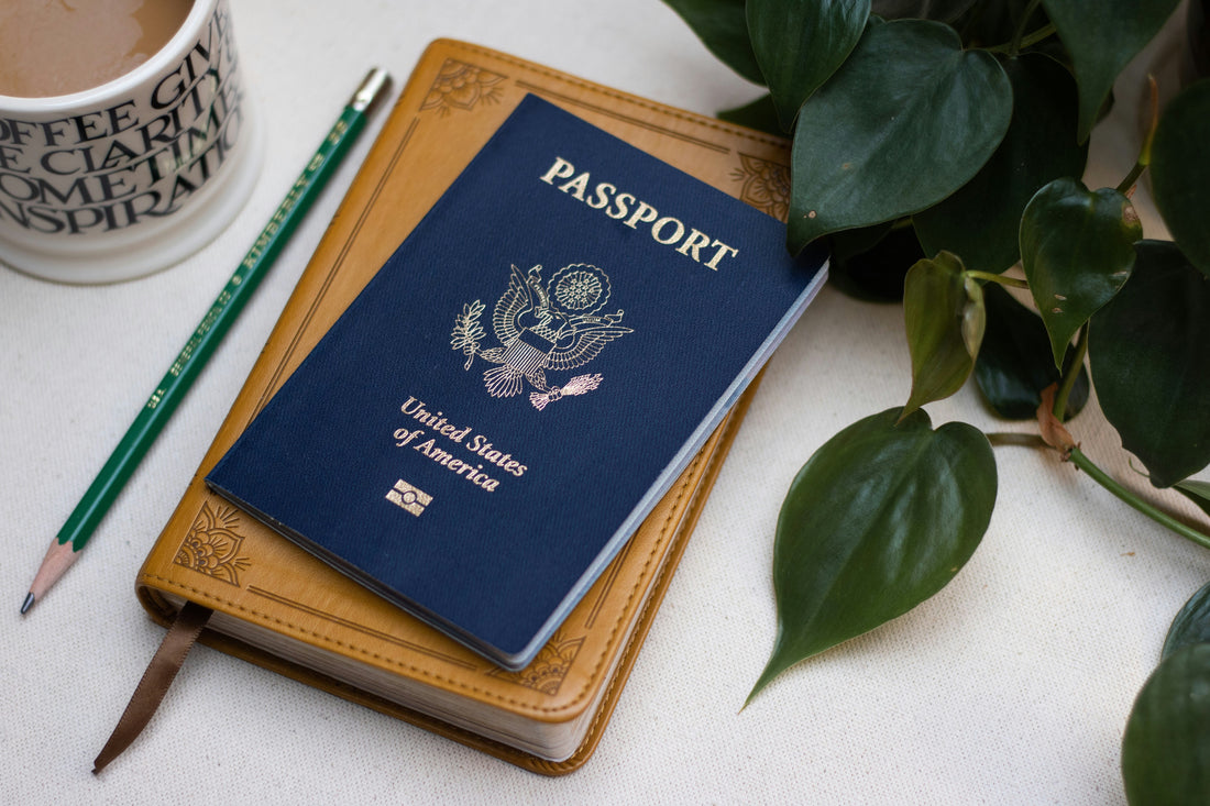 5 Must-Have Travel Accessories for Stress-Free Airport Check-In