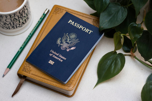 5 Must-Have Travel Accessories for Stress-Free Airport Check-In
