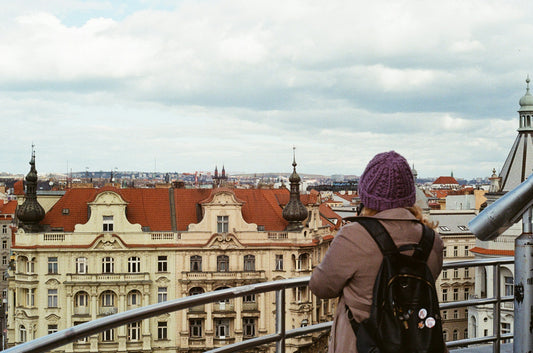 How Digital Nomads Travel Light