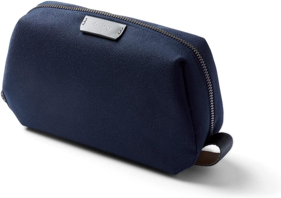 Bellroy Toiletry Kit (Unisex Toiletry Bag, Zipper Closure, Water-Resistant Lining, Toothbrush Sleeve with Magnetic Closure, Internal Mesh Pocket Organization) -Bronze