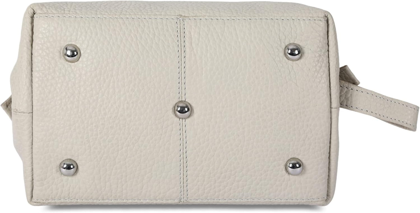 KomalC Premium Buffalo Leather Toiletry Bag for Men & Women – Leather Dopp Kit With Water resistant Lining, Premium Toiletry Travel Pouch, Unisex Wash Bag for Toiletries, Gifts for Men and Women