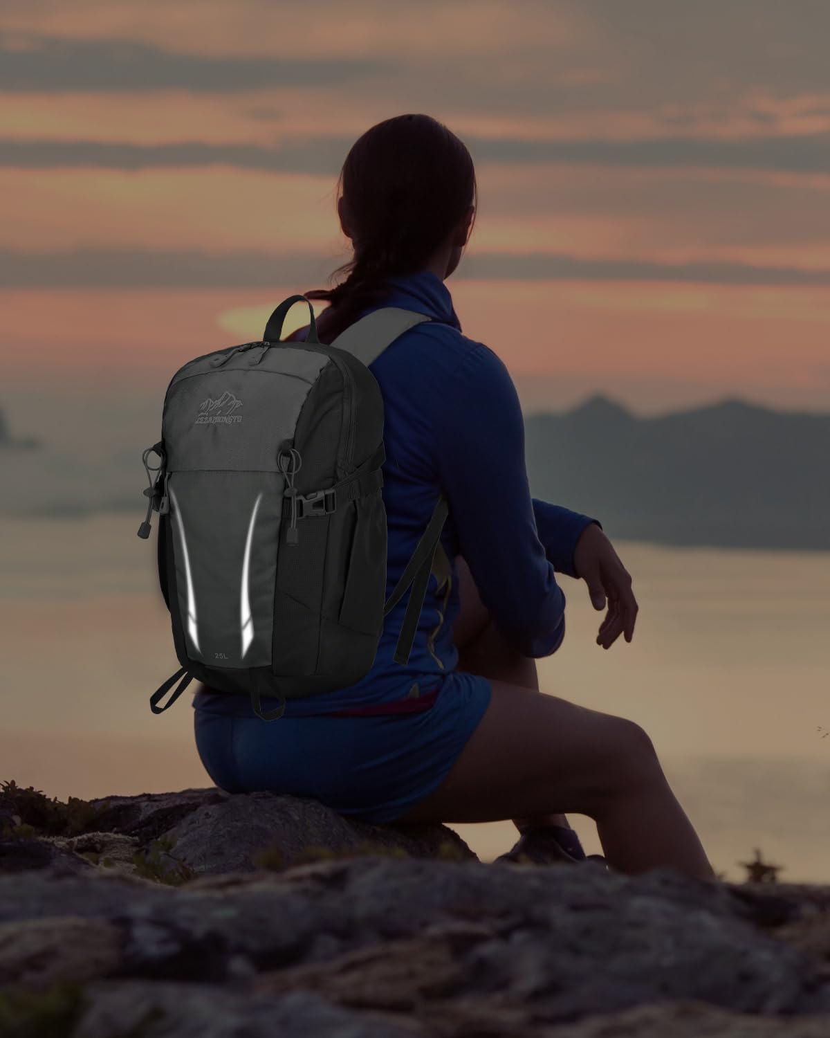 15L Small Padded Hiking Backpack with Chest Strap for Men Women, Lightweight Waterproof Daypack for