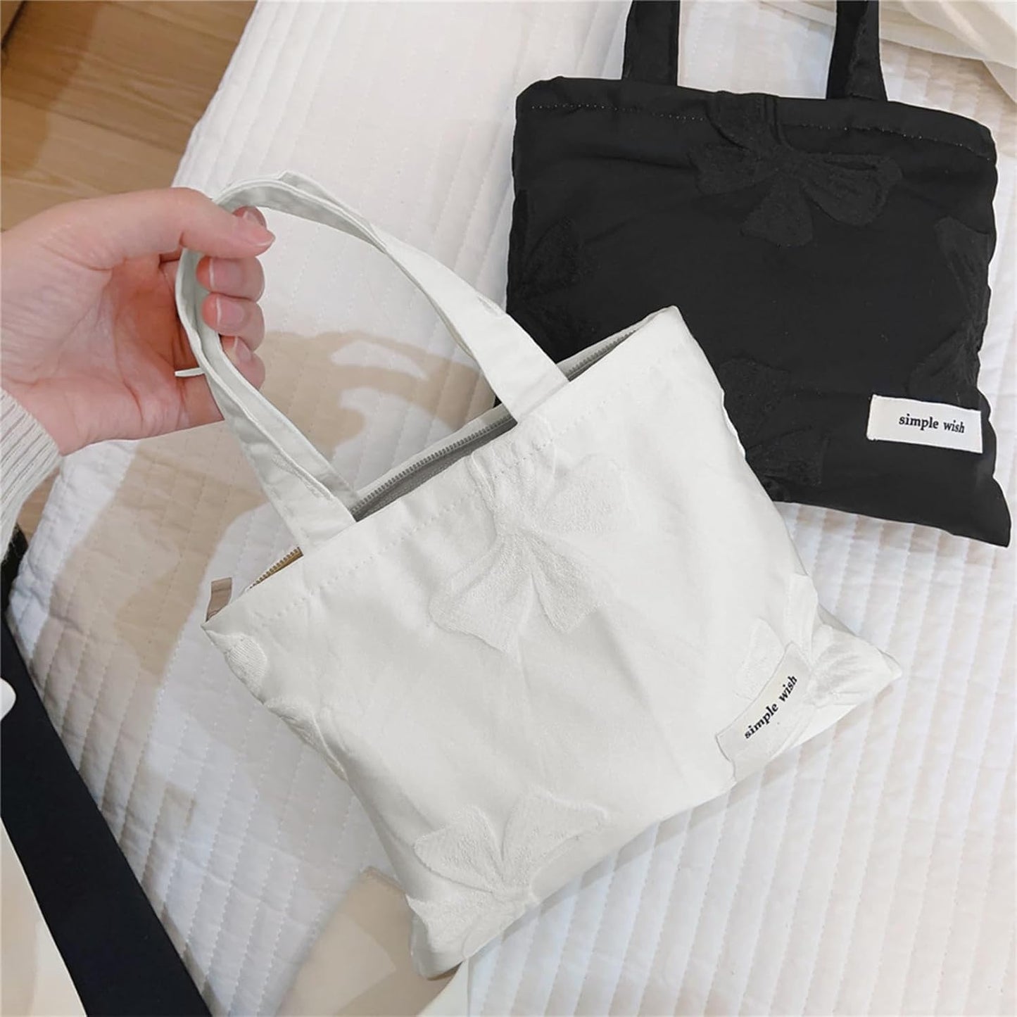 Wudygirl Makeup Bag Travel Cosmetic Bag for Women Small Makeup Pouch with Handle Zipper Cosmetic Pouch Handbag Aesthetic (White Bow)