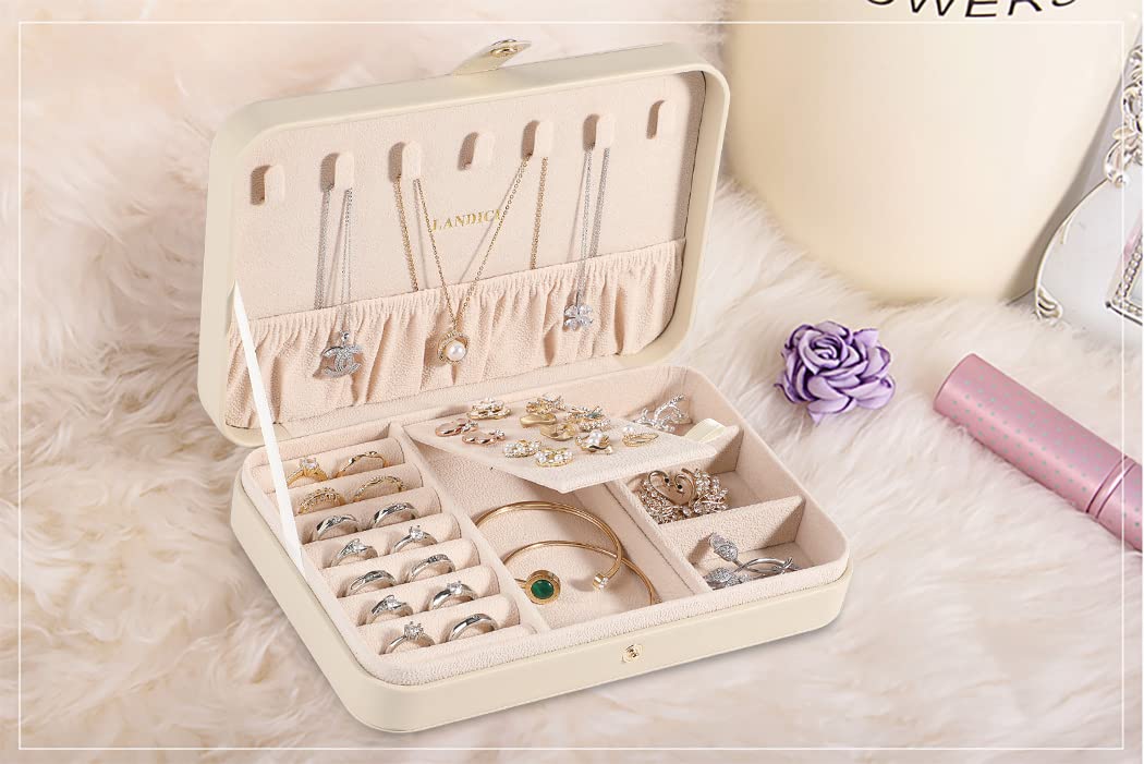 LANDICI Small Jewelry Box for Women Girls, PU Leather Travel Jewelry Case, Portable Jewelry