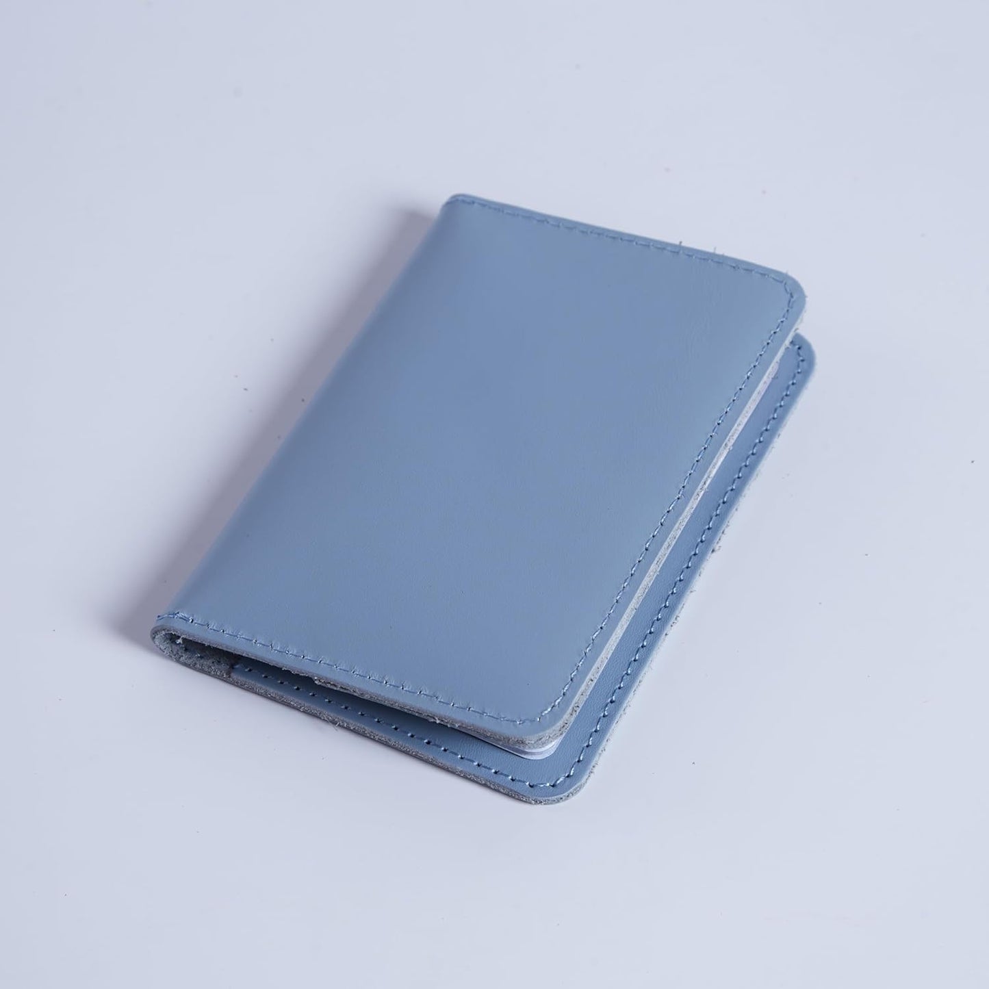 INCARNE US Passport Cover Clear - Travel Passport Wallet - Leather Passport Holder for Women Men Family with Card Slots & Note Compartmen - Sleeve Protector - Genuine Leather - Classic Light Blue