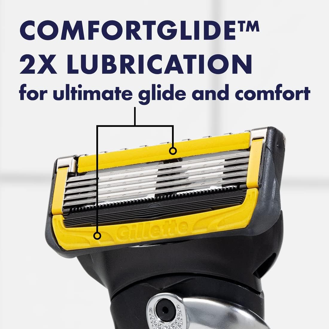 Gillette ProGlide Shield Men's Razor, 5 Bladed Razor, with Precision Trimmer, Comfortglide Lubrication, Glide and Comfort, Handle + 4 Blade Refills