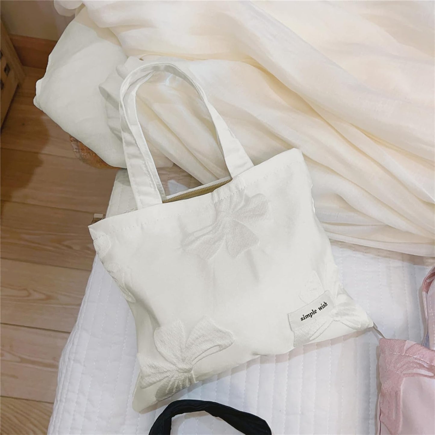 Wudygirl Makeup Bag Travel Cosmetic Bag for Women Small Makeup Pouch with Handle Zipper Cosmetic Pouch Handbag Aesthetic (White Bow)