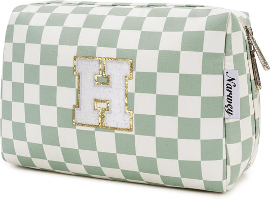 Narwey Birthday Gifts for Teen Girls Women Personalized Initial Checkered Makeup Bag Preppy Cosmetic Bag Trendy Stuff 6 8 10 11 12 13 14 16 18 Years Old Travel Toiletry Bag (Green Letter H)