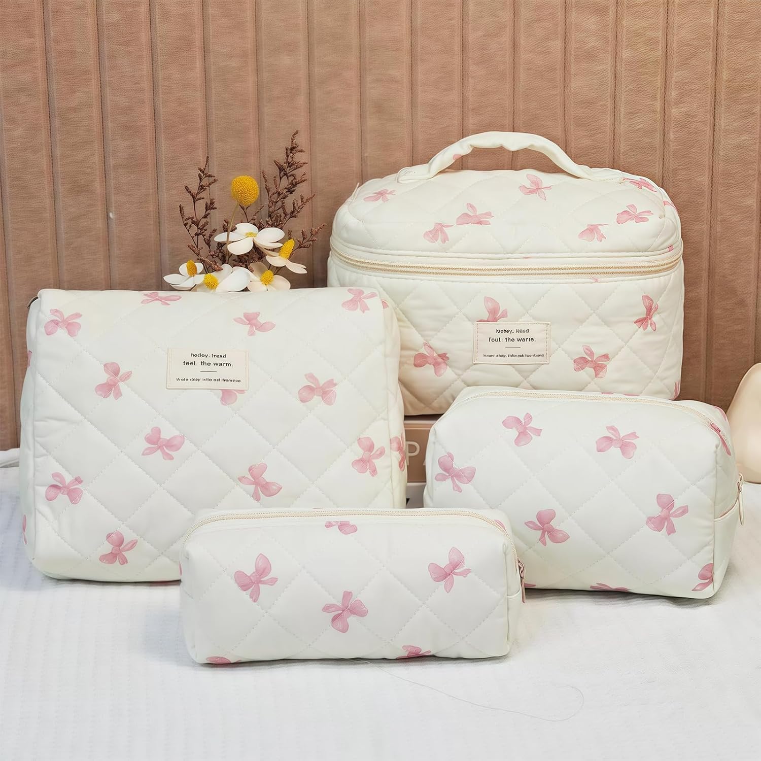 Quilted Makeup Bag, Large Capacity Travel Cosmetic Bag for Women and Girls, Aesthetic Storage for