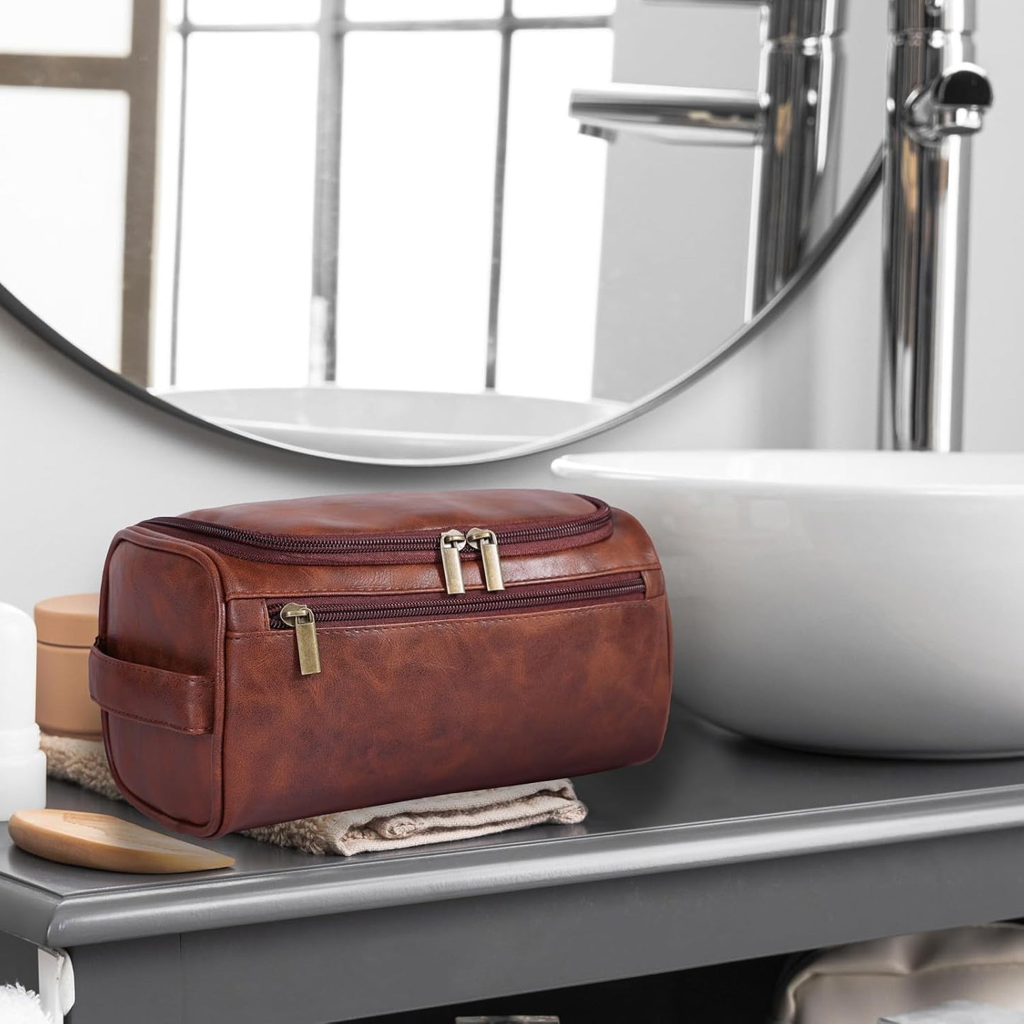 Toiletry Bag for Men, Hanging Travel Shaving Dopp Kit for Men and Women, Water-resistant Toiletries Organizer Bags, PU Leather Cosmetic Bags for Makeup Accessories (Dark Brown)