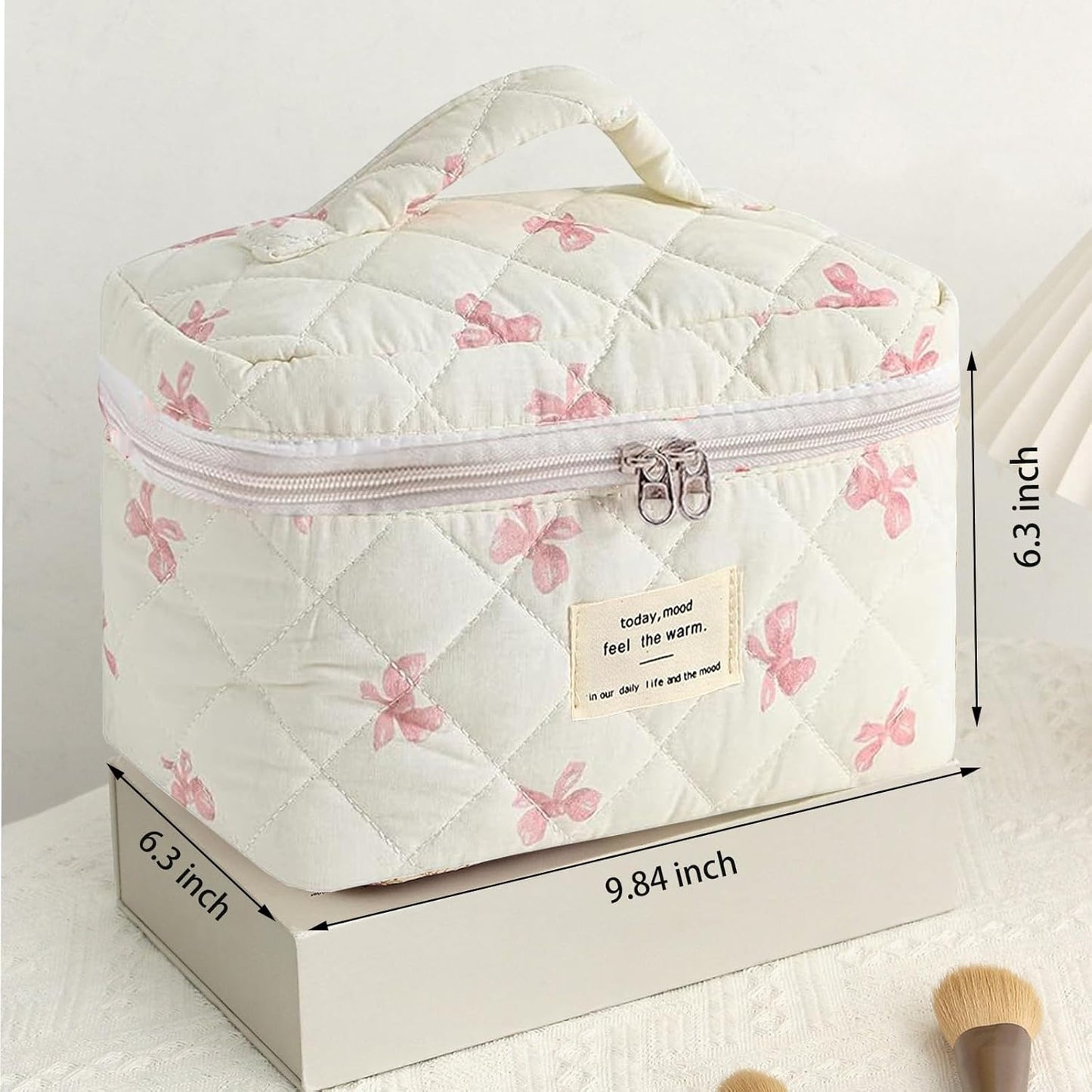 Quilted Makeup Bag, Large Makeup Bag, Cute Cosmetic Bag for Women Girls, Floral Coquette Aesthetic Travel Toiletry Make Up Organizer Bag-White Bow