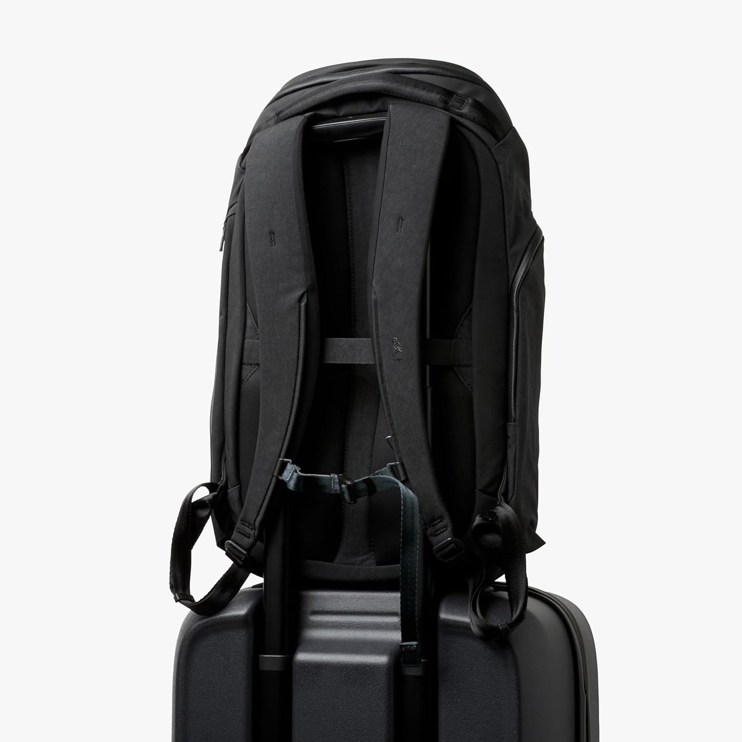 Bellroy Venture Travel Pack (26 liter carry on travel backpack, with laptop sleeve, RFID protection and bonus 15 liter tote bag) - JetBlack