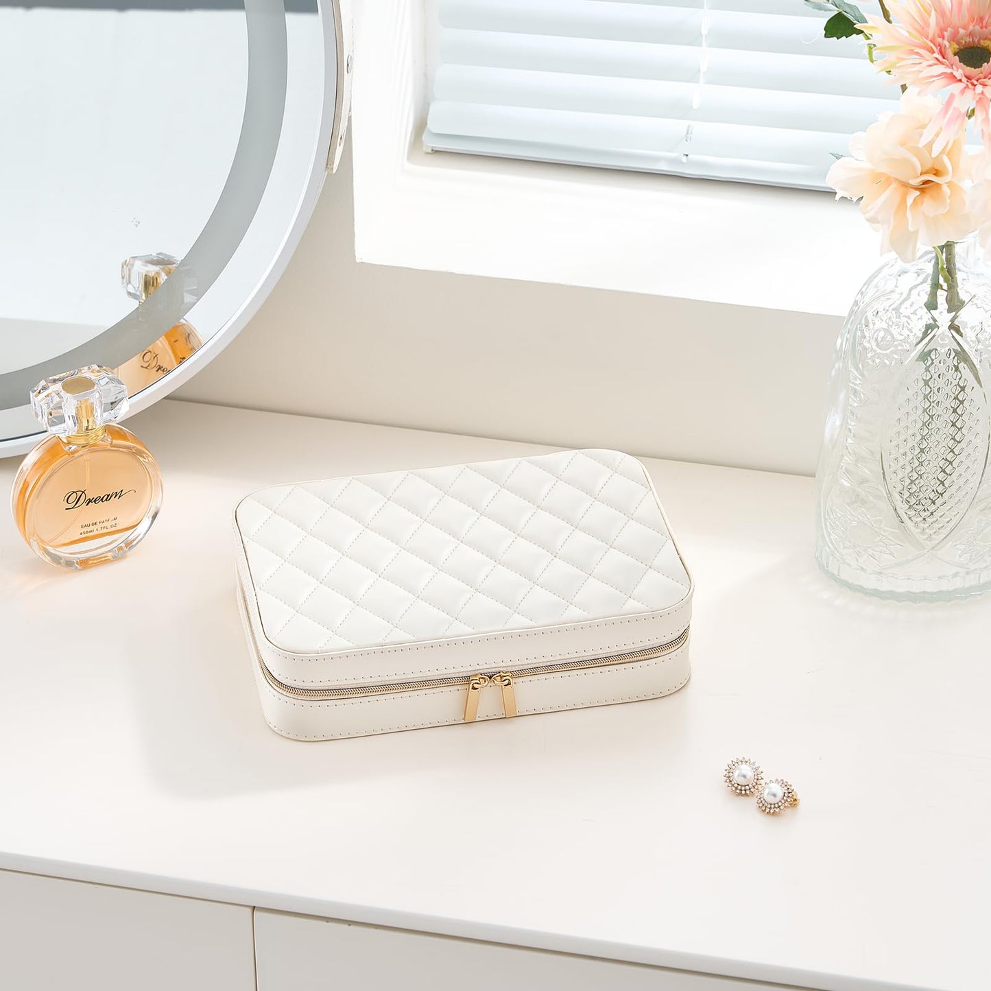 Lolalet Travel Jewelry Case for Women Girls -Medium, White
