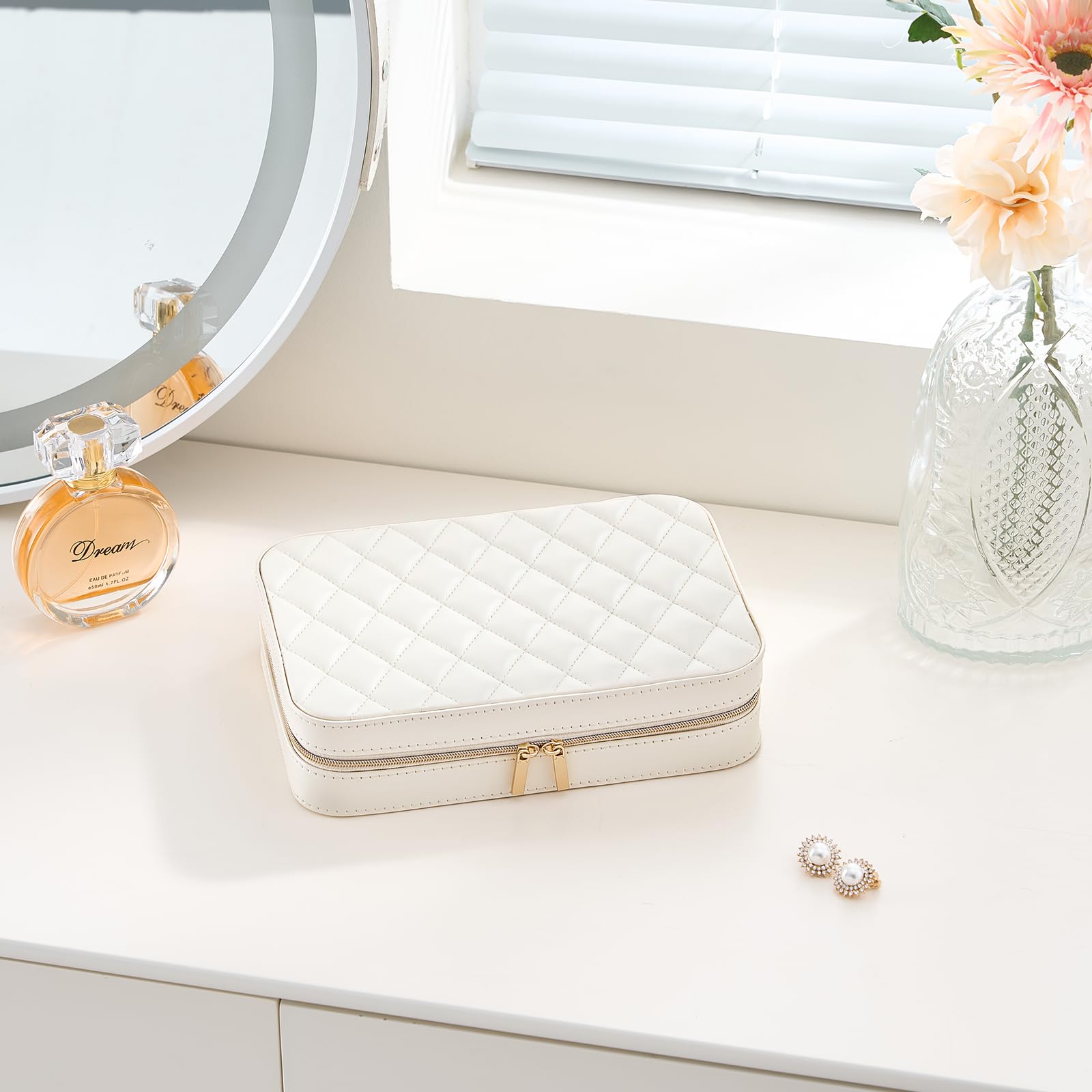 Lolalet Travel Jewelry Case for Women Girls -Medium, White