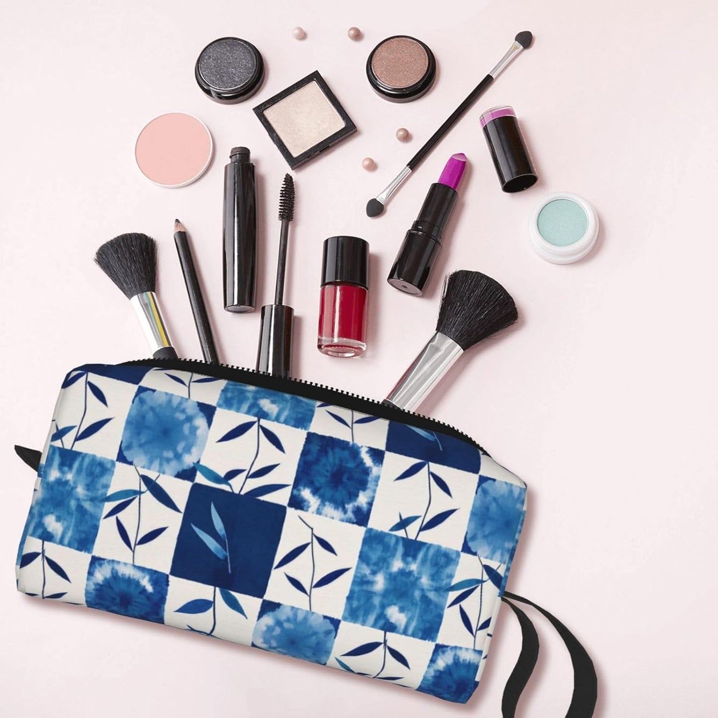 Blue And White Check Makeup Bag Small Compact Durable Travel Cosmetic Bag Organizer Oxford Fabric Multi-Purpose Storage Perfect for Travel, Gym, Daily Use