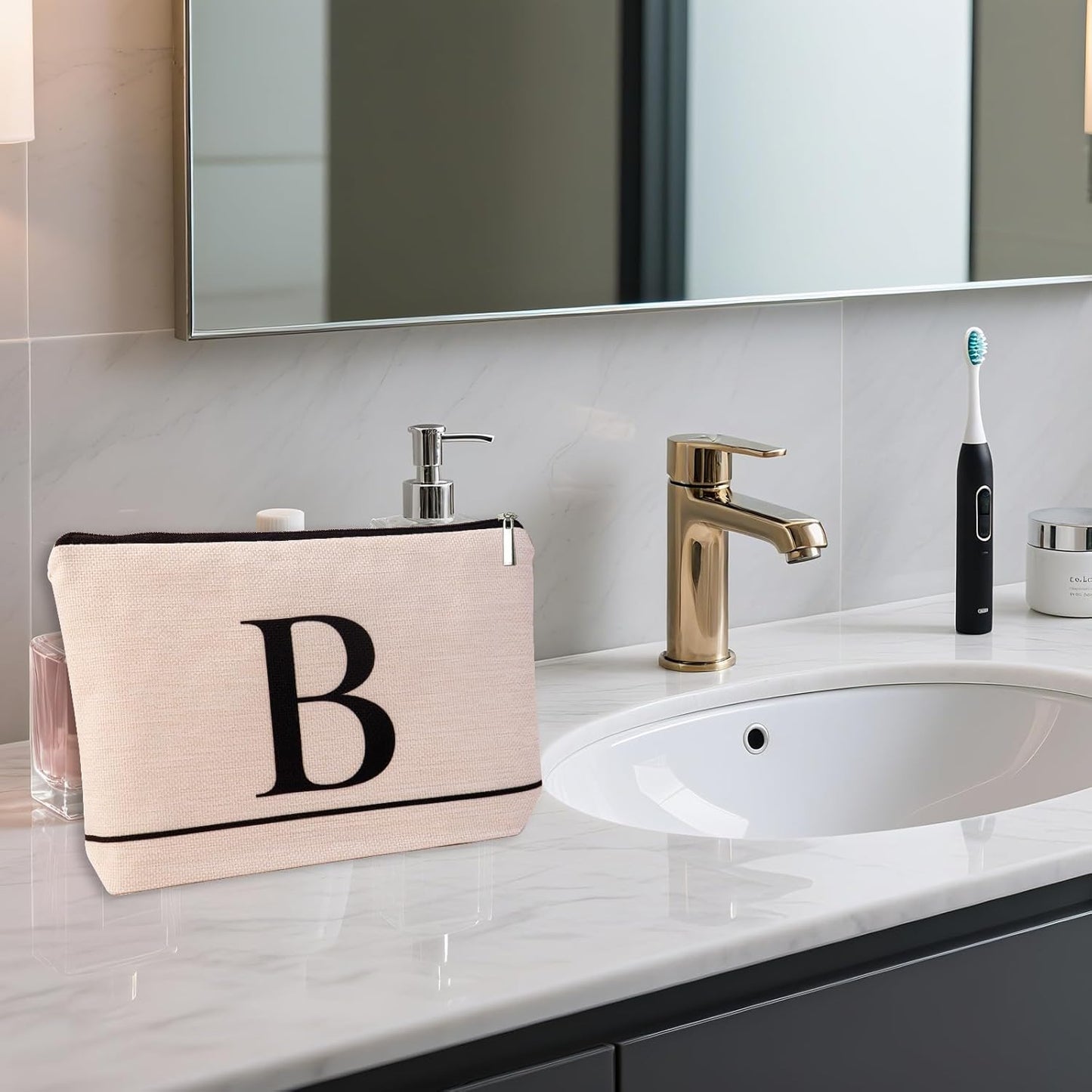 Letter A-Z Initial Personalized Makeup Bags, Birthday Gifts for Women, Monogrammed Gifts for Women Mom Sister Best Friend Bride Bridesmaid, Mothers Day, Christmas, Small Travel Cosmetic Bag (B)