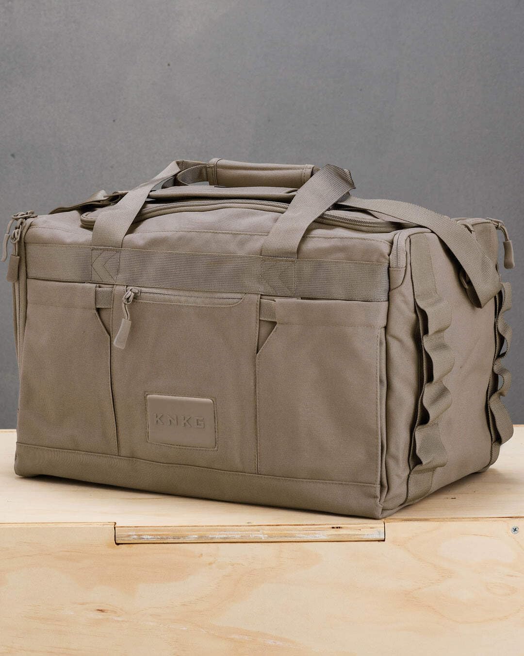 KNKG CORE Duffel Medium 35L - Gym Bag with Lifting Belt Attachment - Durable 500D Nylon, YKK Zippers - Natty