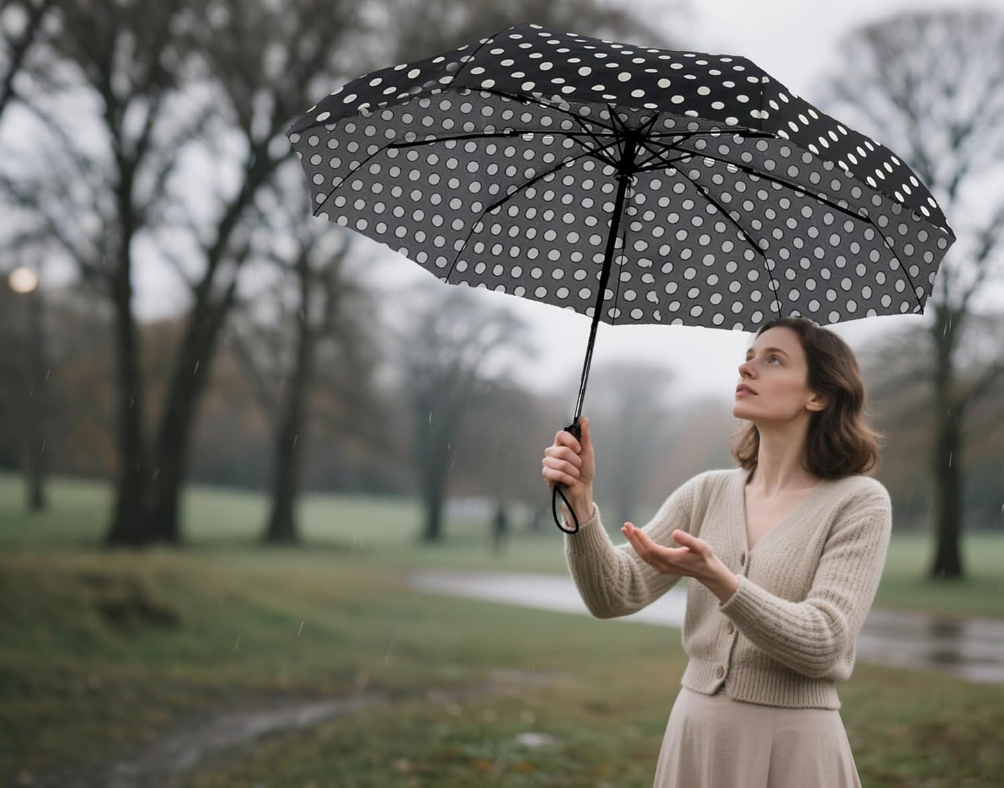 SIEPASA Windproof Travel Compact Umbrella-Automatic Umbrellas for Rain- Folding Umbrella, Travel Compact Umbrella.(Black Polka Dots)