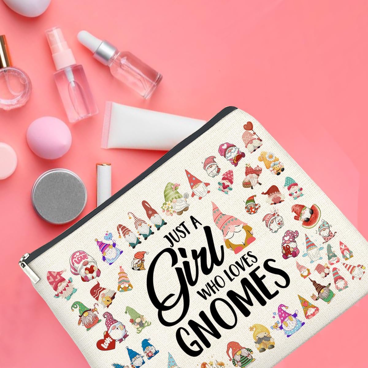 Gnome Lover Makeup Bag - Gifts for Women, Girl, Daughter, Sister, Bestie - Just a Girl Who Loves Gnomes Zipper Makeup Pouch