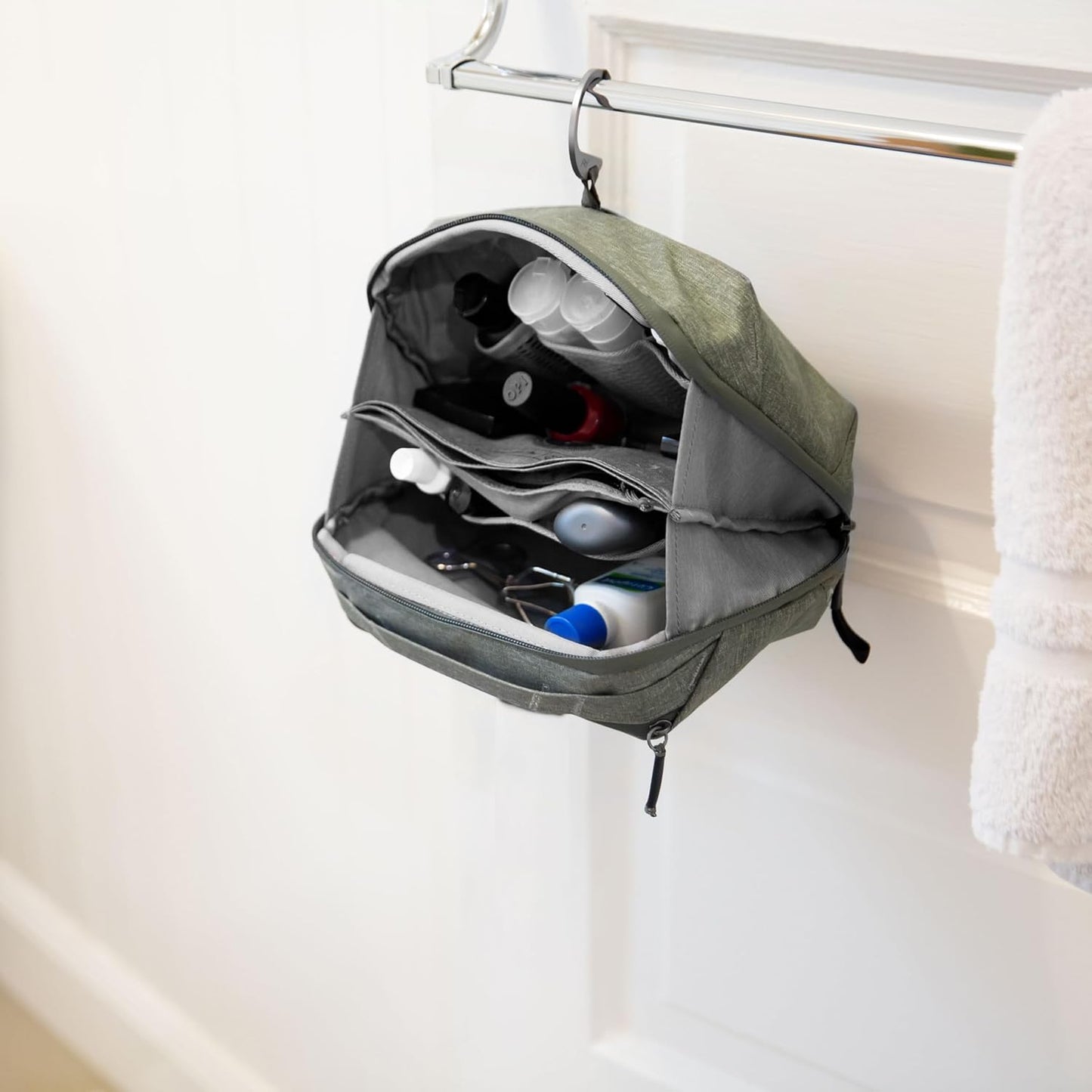 Peak Design Wash Pouch, Sage, Weatherproof Travel Toiletry Bag, Upright or Hanging Dopp Kit with Pockets, Magnetic Toothbrush Pocket, Wide UltraZip Opening, Toiletry Bag for Men and Women