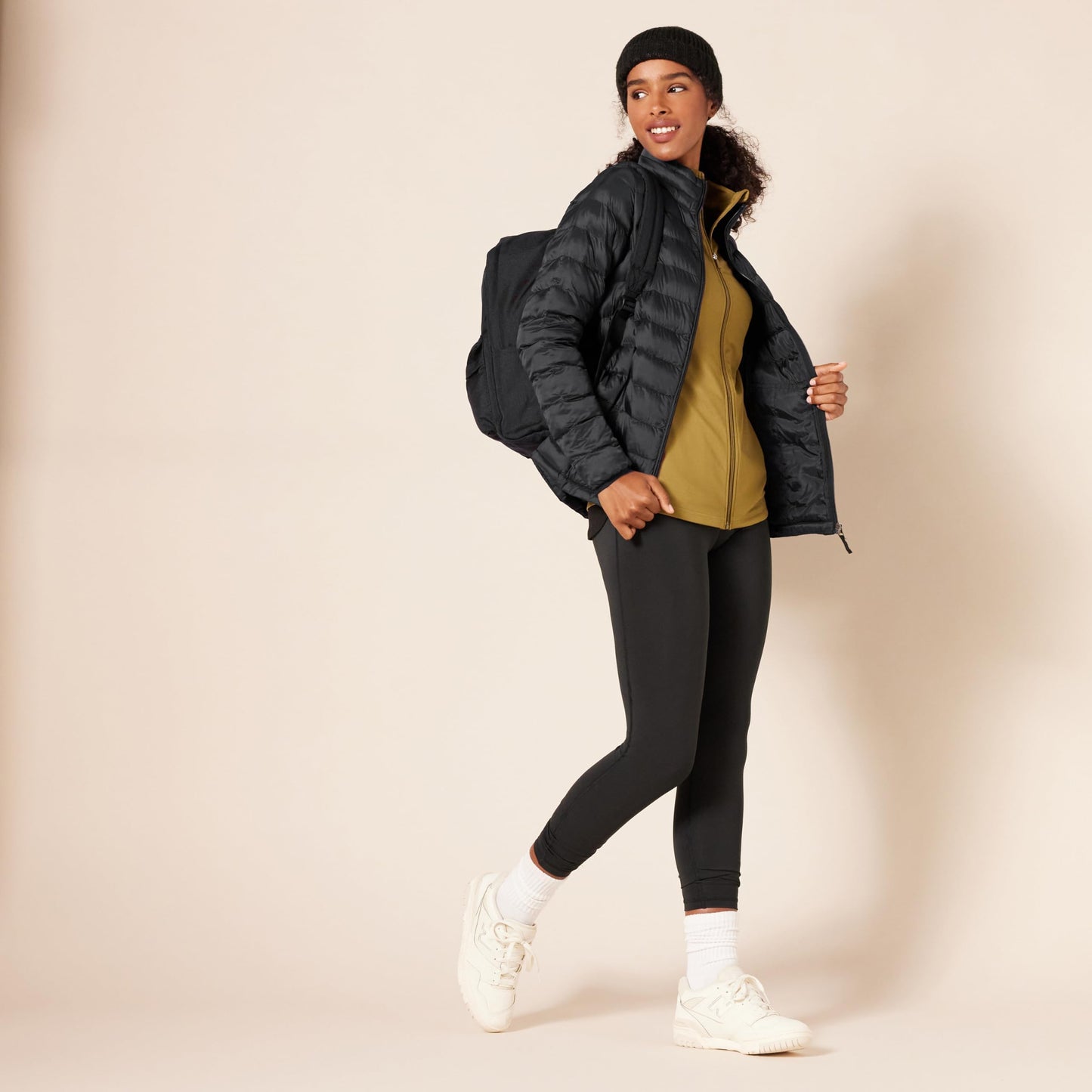 Amazon Essentials Women's Lightweight Water-Resistant Packable Puffer Jacket Outerwear, -black