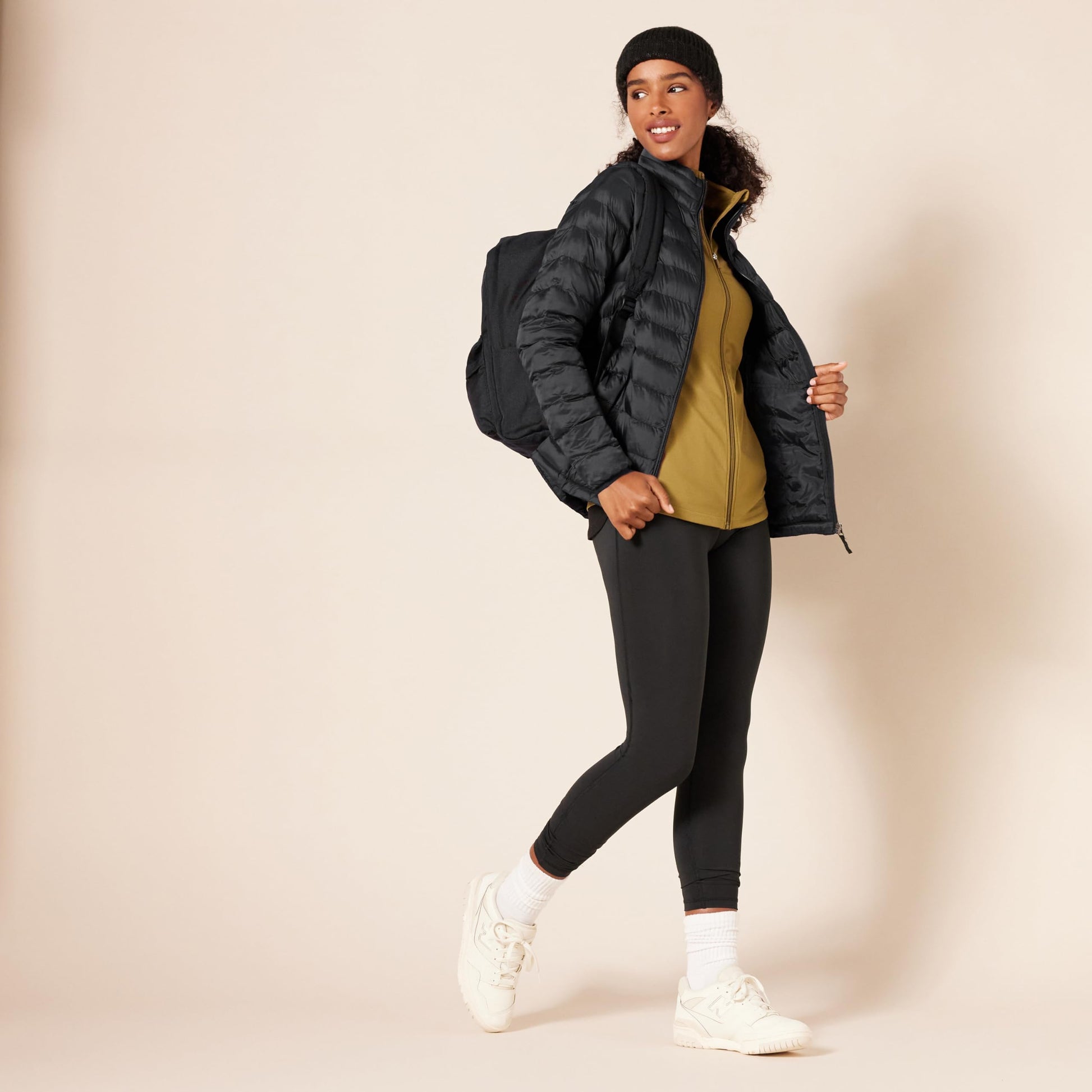 Amazon Essentials Women's Lightweight Water-Resistant Packable Puffer Jacket Outerwear, -black