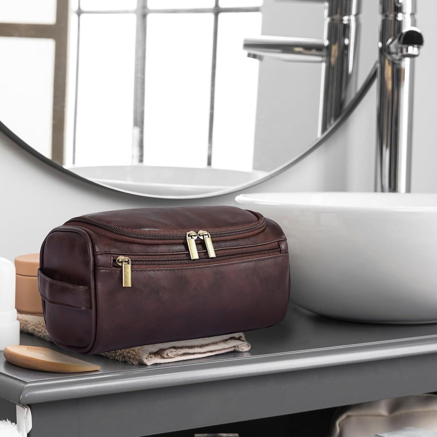 Toiletry Bag for Men, Hanging Travel Shaving Dopp Kit for Men and Women, Water-resistant Toiletries Organizer Bags, PU Leather Cosmetic Bags for Makeup Accessories (Dark Coffee)