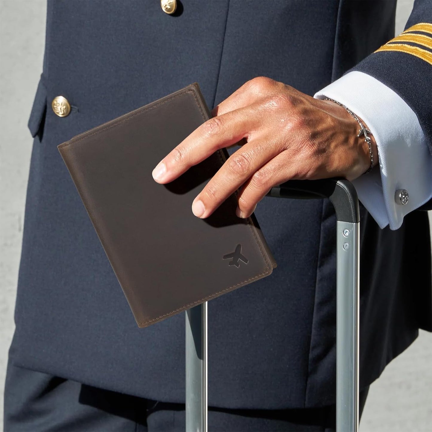 Polare Full Grain Leather Pilot Wallet Passport Holder RFID Blocking Tri-fold Travel Cover Document Organizer for Aviation Professionals