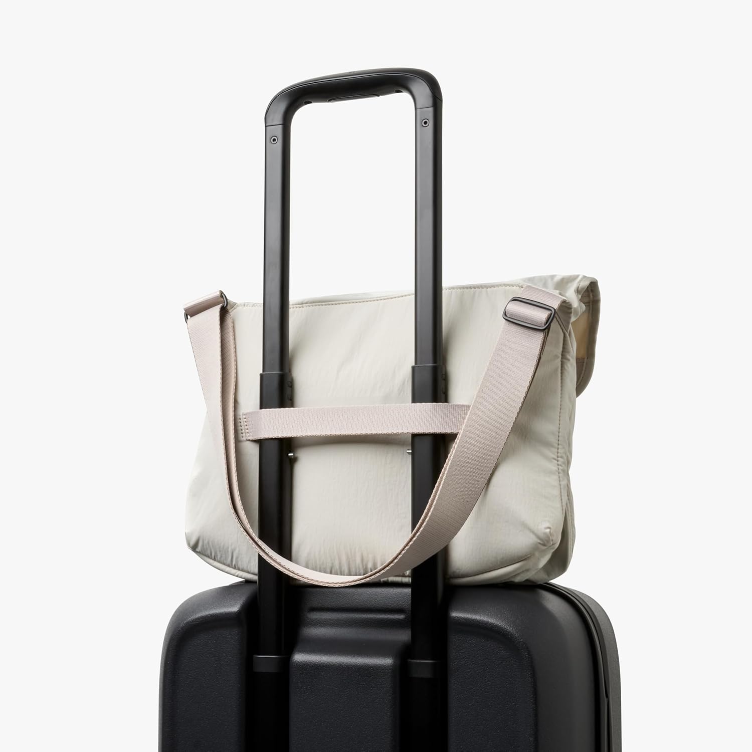 Bellroy Cinch Messenger (12 liter lightweight shoulder bag, water-resistant fabric, effortless