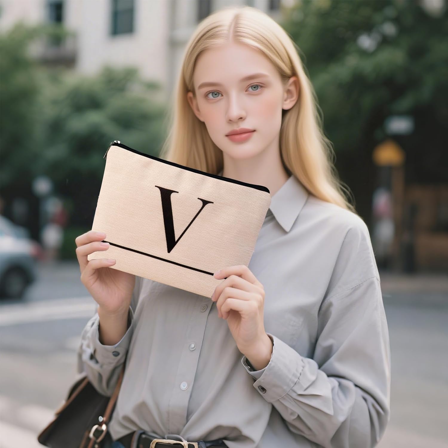 Letter A-Z Initial Personalized Makeup Bags, Birthday Gifts for Women, Monogrammed Gifts for Women