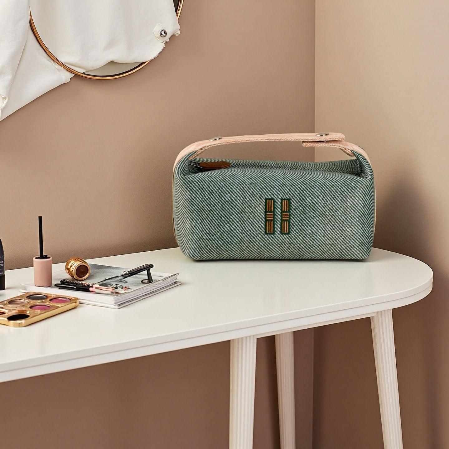 Fashion Makeup Bag for Women, Orange Red Canvas Make up Travel Bag, Hanging Cosmetic Bag Organizer