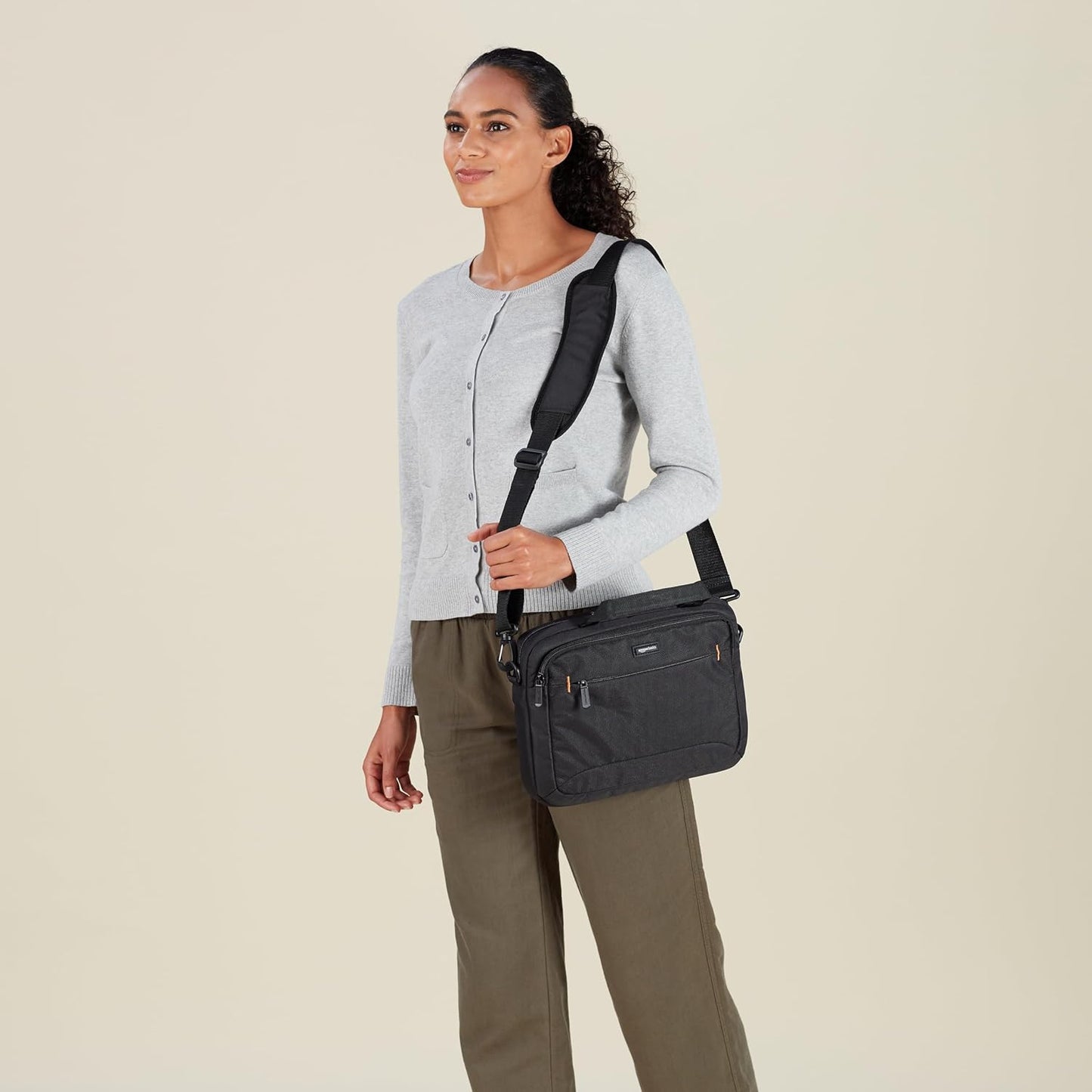 Amazon Basics Laptop and Tablet Bag Case