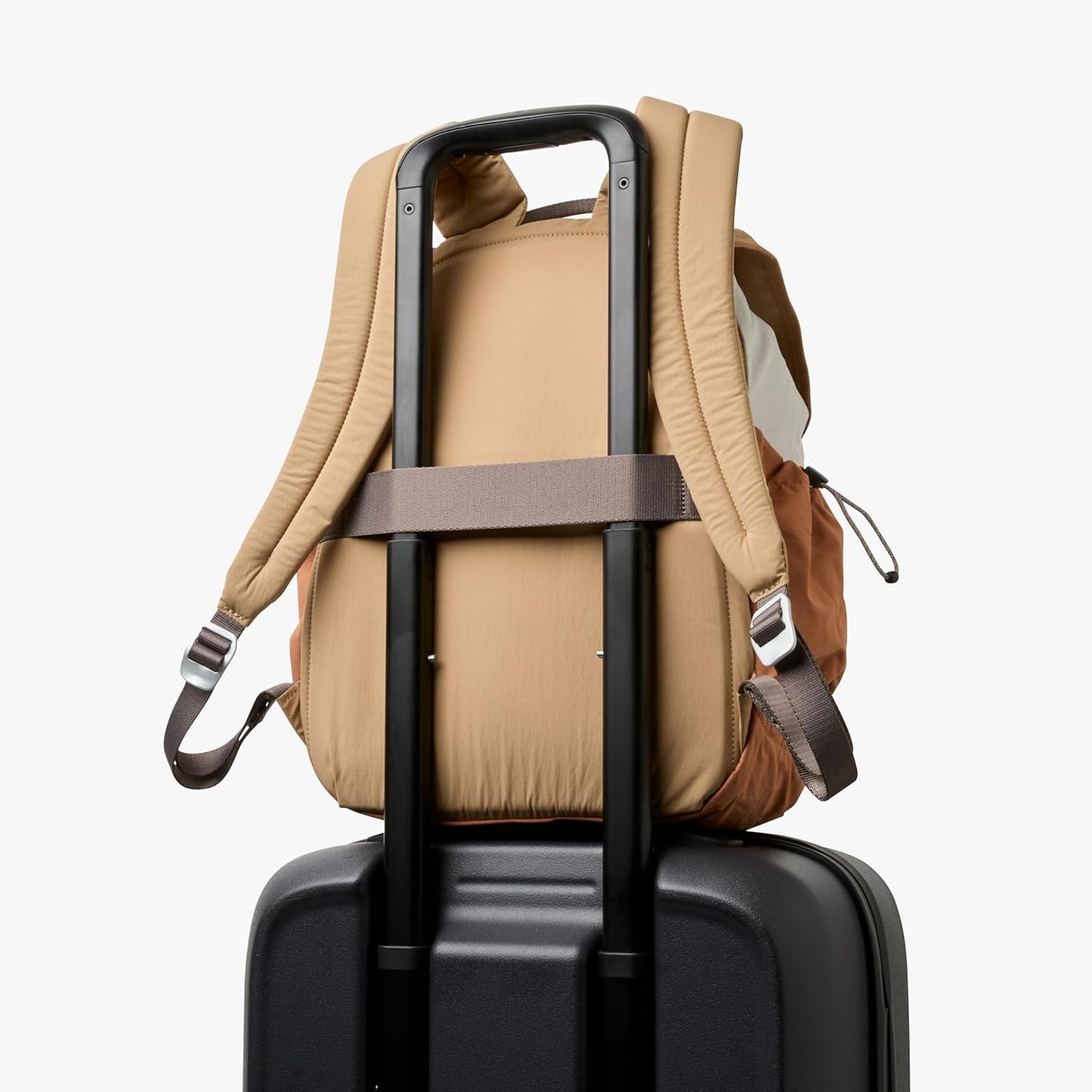 Bellroy Cinch Backpack (lightweight 20 liter backpack with external organization and adjustable shoulder straps) - SandDune