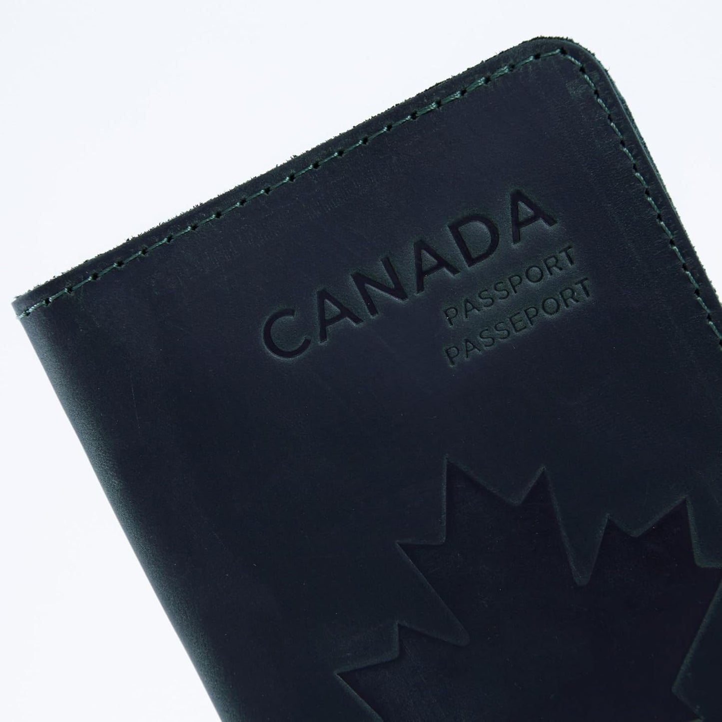 INCARNE Passport Cover - Travel Passport Wallet - Leather Passport Holder for Men Women Family with Card Slots & Note Compartmen - Sleeve Protector - Genuine Leather - Vintage Green