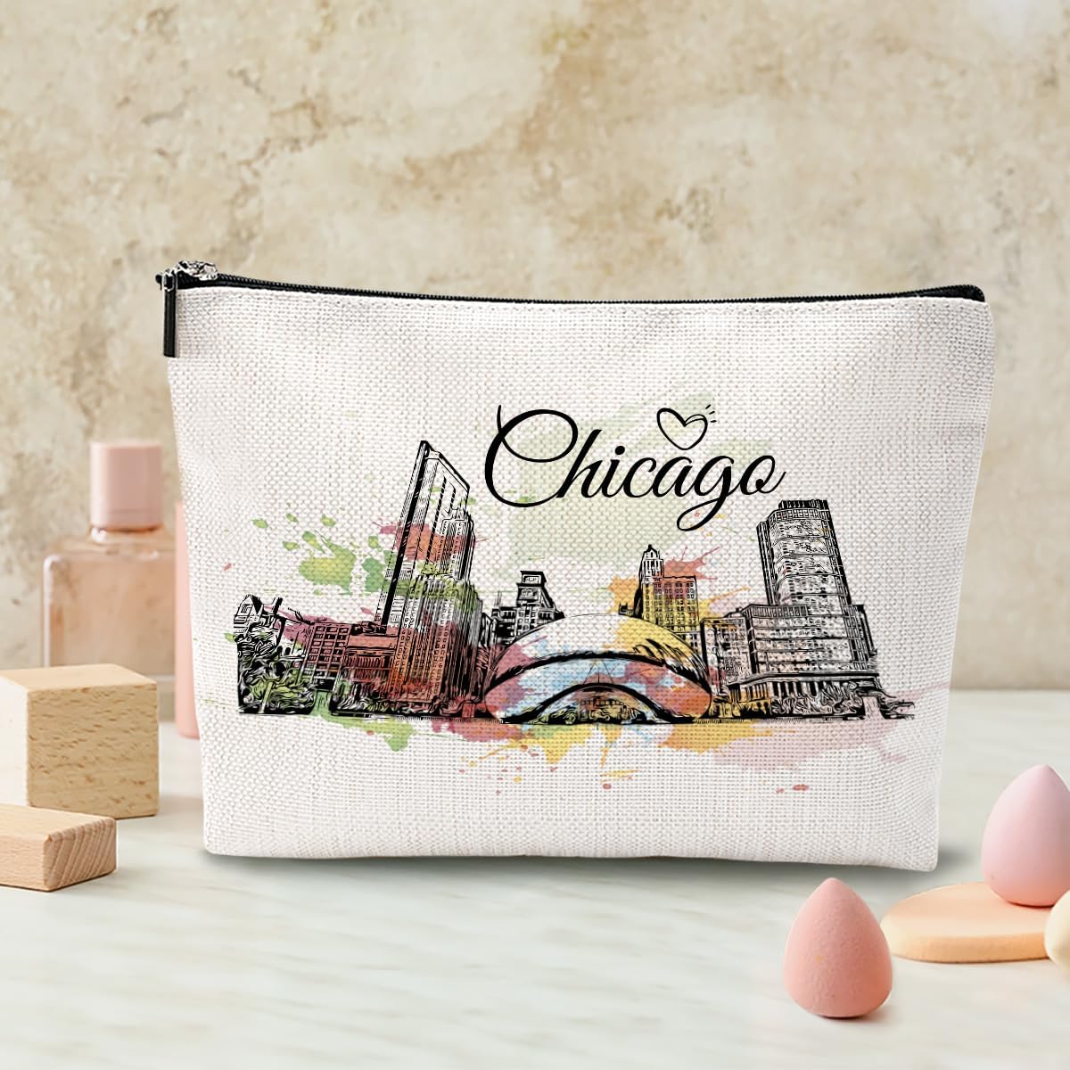 Watercolor Chicago Gifts Chicago Makeup Bag Cosmetic Bag Chicago Souvenirs Chicago Travel Gifts Birthday Bachelorette Party Friendship Gifts for Chicago Lovers Women Girls Bestie Bridesmaid Christmas