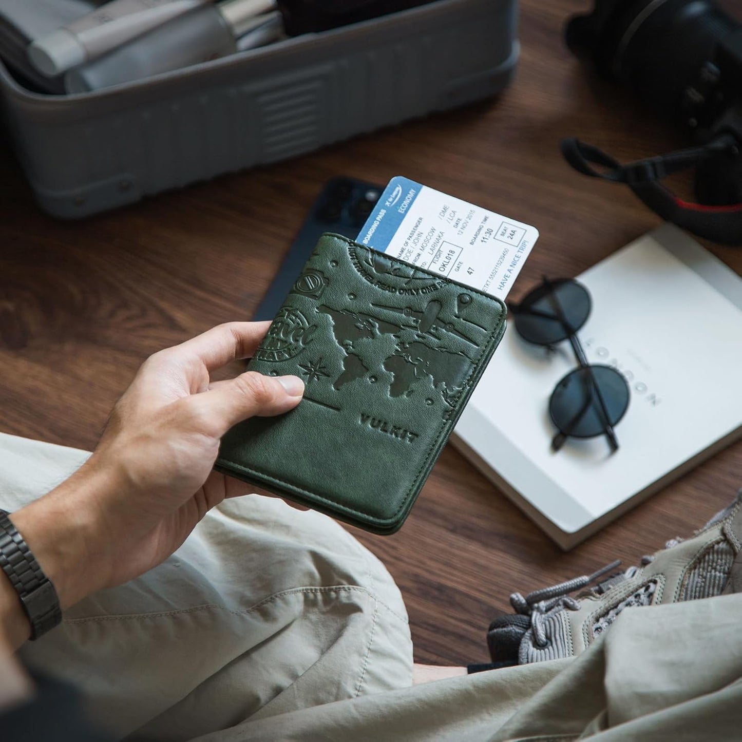 VULKIT Passport Holder Magnetic Closure RFID Blocking Travel Wallet Passport Book Cover Boarding Pass Holder Travel Essentials