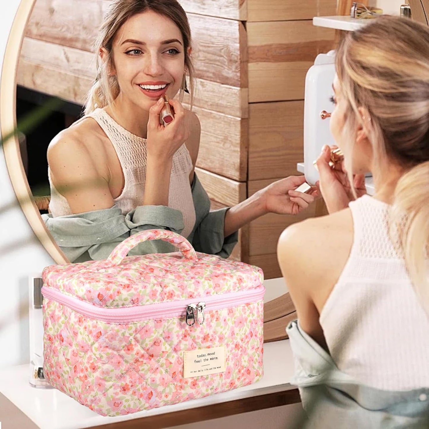 Quilted Makeup Bag, Large Makeup Bag, Cute Cosmetic Bag for Women Girls, Floral Coquette Aesthetic Travel Toiletry Make Up Organizer Bag