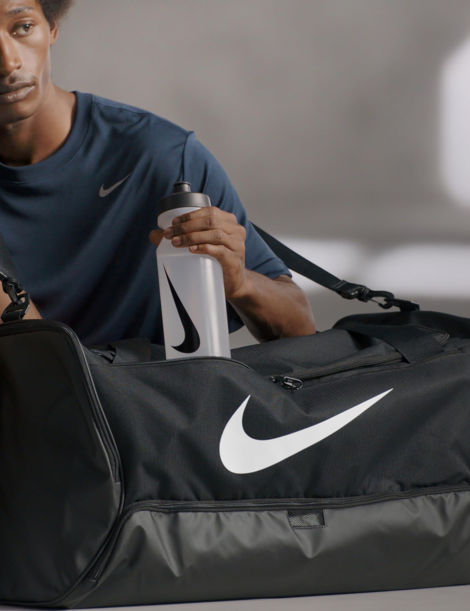 Nike Unisex Brasilia 9.5 Training Duffel Bag (Large, 95L), Black/Black/White, MISC