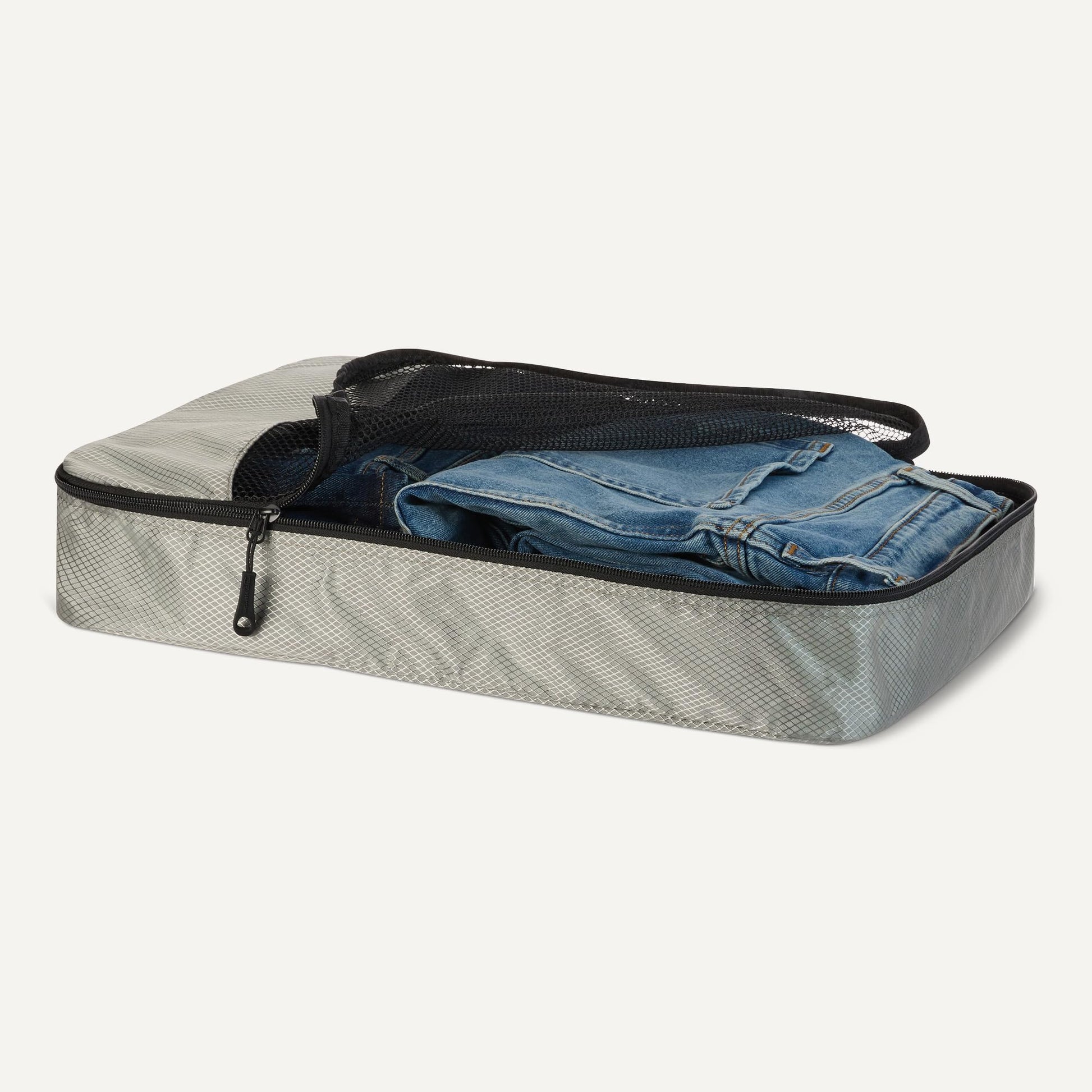 Amazon Essentials 4-Piece Packing Cubes Travel Accessories Set, Luggage Organizer, Suitcase
