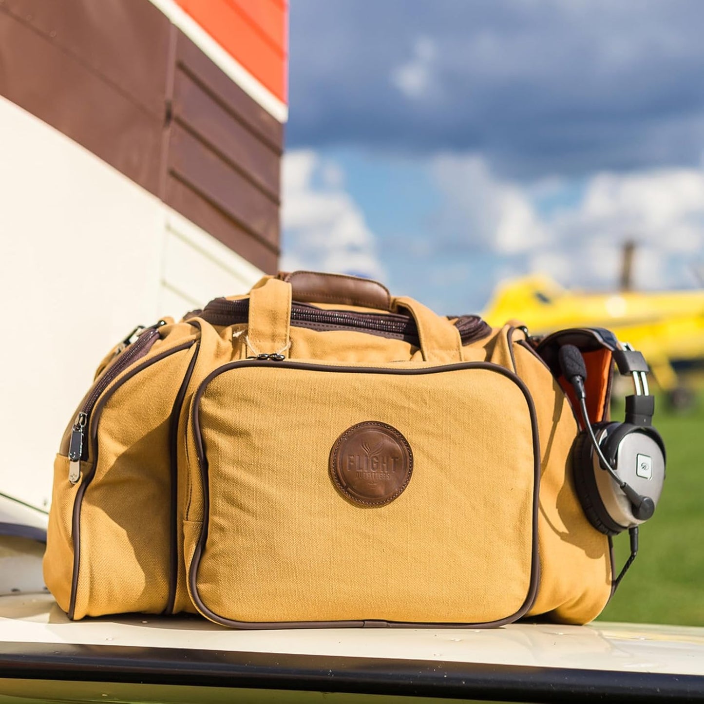 Flight Outfitters Unisex Bush Pilot Duffel Hand/Shoulder Carry Canvas & Leather Plane Travel Luggage Aviation Gear Flight Bag